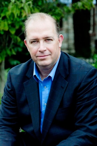 Experienced home mortgage professional, First Time Buyers, Conventional, FHA, also 203k and HomeStyle Renovation Expert.
