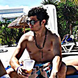 POKERSTARS -VIAJES-ANTRO-AMOR-AMIGOS