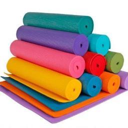 Two everyday gals who want to share inexpensive ways to get fit in DC and NoVA.