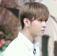 W.삼수생 님의 WHITE 패계 용준형(32). 리밋계.