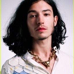 PAGINA OFICIAL DE FANS DE EZRA MILLER EN MÈXICO. !LOS MEJORES FANS DE EZRA MILLER SOMOS DE MÉXICO!