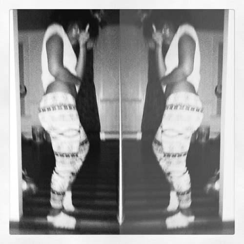 Follow Mee Cause I Follow Backk :-] . 
Follow My Instagram @citygal_m .