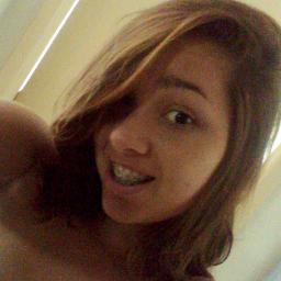 Cultive o amor, não o odio. Cultive a vontade de ser feliz, seja positivo e ignore a ingnorância. Acredite no seu potencial e não nos que te desanimam!