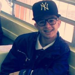 todos temos  um proposito e passando todos os dias ao seu lada descobri que o meu e lhe fazer feliz @uuufa_ana