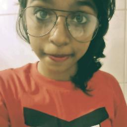 Jordanna, Danz, 15 anos, meninas, batata frita, skate, livros, alargadores, bandas indie, poesia, Astronomia, ufologia ♥   https://t.co/ElA7Zt3SPv
