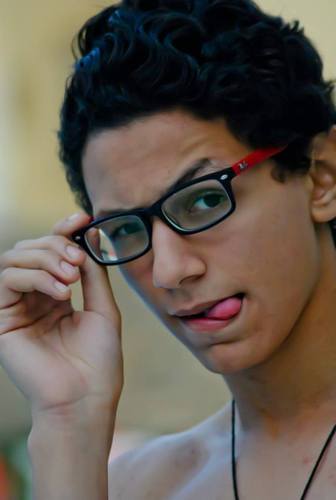 بتـــاع مــشاكــلـ