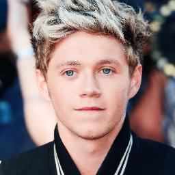 I'm Niall, i'm in One Direction. I sing and play an instrument with 6 strings on it !