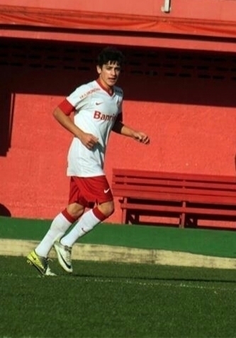 atleta das categorias de base do S.C Internacional\Pato Branco -PR/Porto Alegre-RS