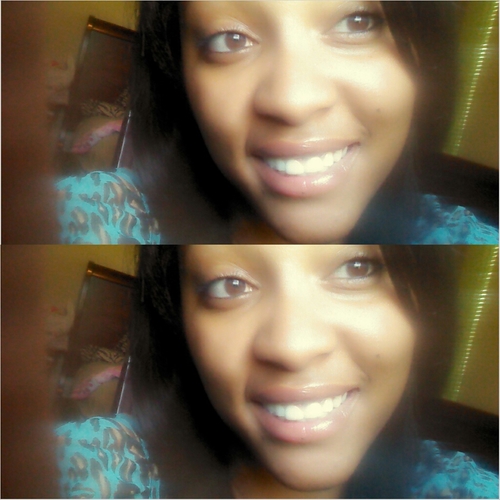follow my NEW account @lesbiaan_ deleting this soon .