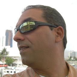 Que Dios nos de la sabiduría para descubrir lo correcto, la voluntad para elegirlo y la fuerza para hacer que perdure.