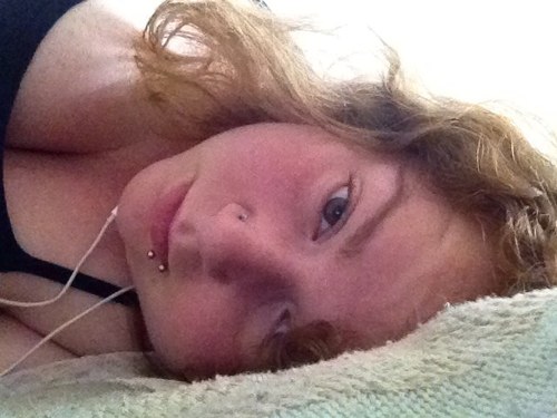 QueenLlamaz's profile picture. I am teh twitter llama