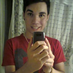 Paulista,cancêriano,amigo,carinhoso,bobo,feliz,música,ciumento ;]] 

不敵  &  歓喜 

 ● (Carpe Diem) ♛