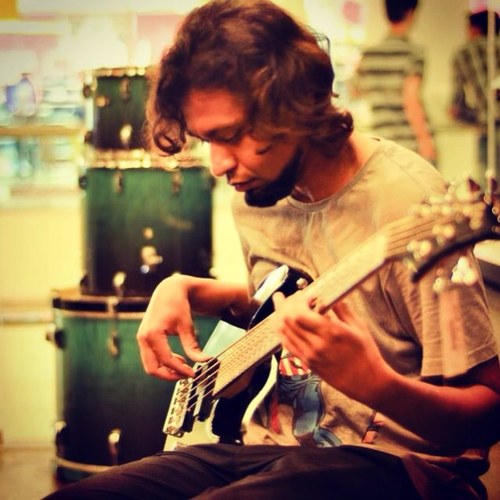 Engineer, Bass Guitarist & Soccer enthusiast ..!!! Plays Guitar with several Christian Gospel Bands...!!! nd da rest is da BiG MysTrY..!! ;)