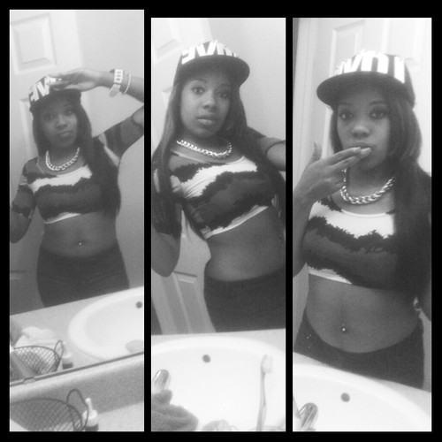 Some Ppl Dont Understand Me,But Its Life, So Who Gives A Flying Fuck ? Im That Gurl That Yha Daddy Would Marry, Nd Yha Mama Would Let Him. FOLLOW ME BITCHES (: