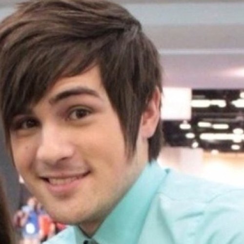 The official smosh twitter feed.