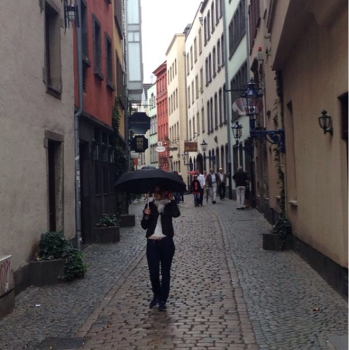 oksanadeeva's profile picture. 