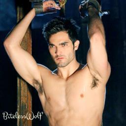 Born werewolf. Older brother of #Cora. ||#TeenWolf RPMC MP||
