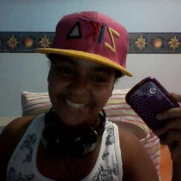 Eu sou uma menina extrovertida legal e convencida !
Tenho msn? Tenho, entre em contato comigo em: tezinha.14@hotmail.com 
Beijuuu gente!!!