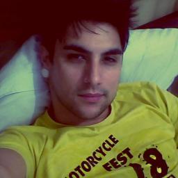 FC dedicado ao lindo do @HenryDiz , criado dia 23/02/2011 Dona: @LidiHandebol
