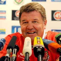 John Toshack saved Welsh Football & gave it a future! Posts are my views only. RT not always an endorsement. Football referee. Boxing Ring Judge. #iaithnefoedd