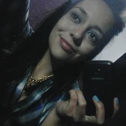 “Sou a amiga para todas as horas, mas nunca o amor para toda a vida.”