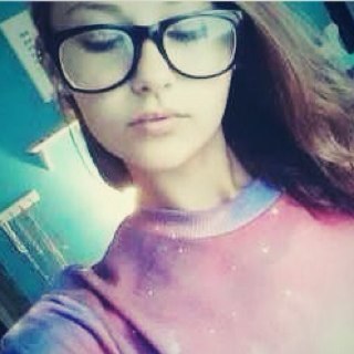 I dont LIKE you......I LOVE you....DEARLY Im a singer and love music Yep its me kaykay :) (model) YES I AM A FAN of 1D! 
Im in a band called 5 faves :)