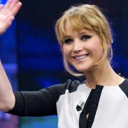 amo a hunger games soy 
Hutchersita,amo a ariana grande,  amo chachi la amo con mi vida , amoooo a josh hutcherson con mi vida  y me gusta mucho coldplay :))