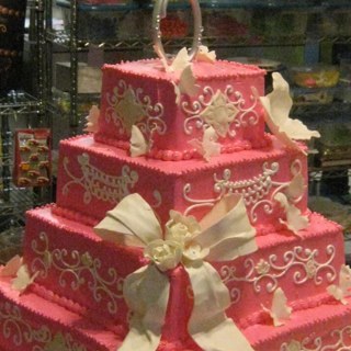 We specialize in Dominican Cakes for weddings, birthdays, graduations or any special occasion. .