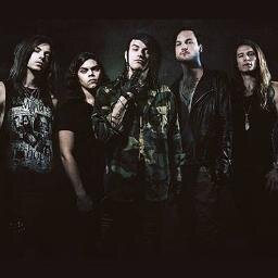 First @WeGetScared fan club in Brazil.
(Headed by @fahalleing, @drogamanda, @_MaryVK)
