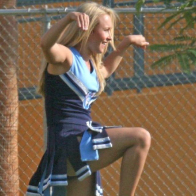 Jamie Andries poofs are was too big.