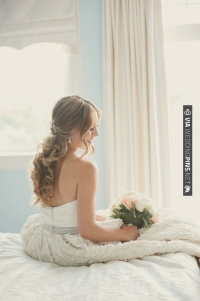 Just a cute little Wedding Planner, living in Central Florida! :) I'm a hopeless romantic and a big dreamer! Oh, & I'm obsessed with Pinterest Wedding Pictures!