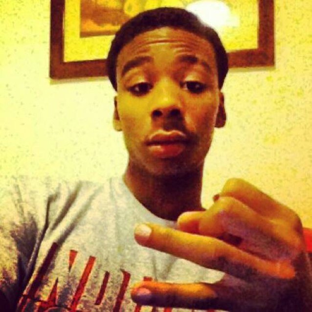 - ladasia heree* just go ahead & follow a dope nigga like teejaay(: then follow me @LadasiaShaiann , im gone✌