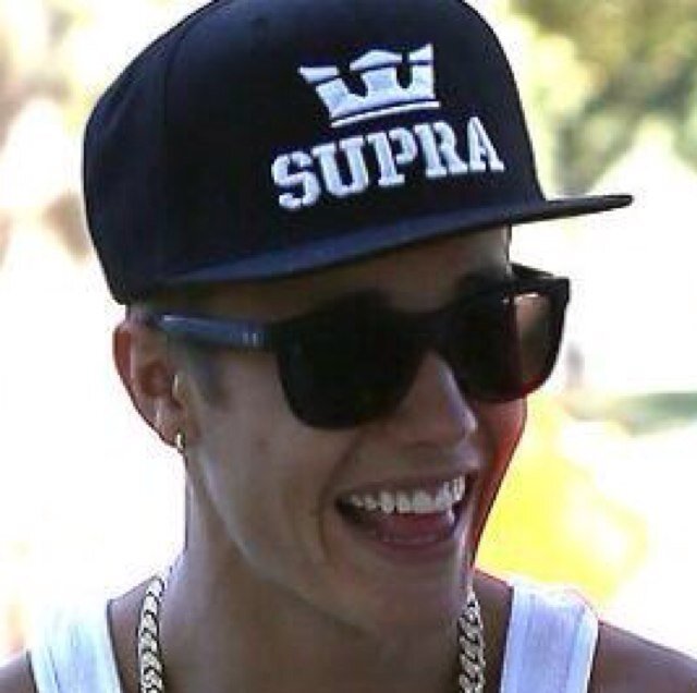 Free folllow! Now follow @ohdangitsbieber (: