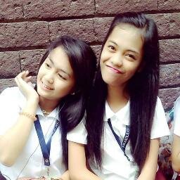 imAndreaPacis :)) 
imSiNGLE:)