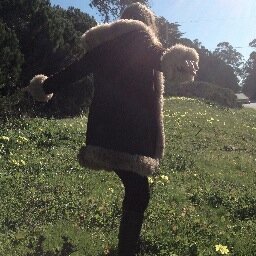 _lindseytay's profile picture. 