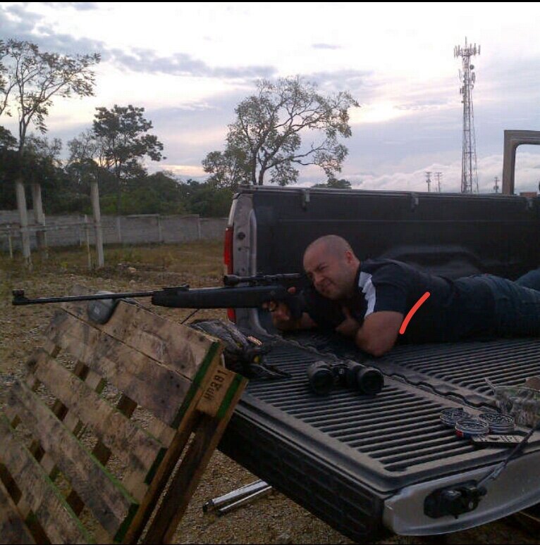 La gente si escribe paja en sus Bio... pin 7655024F