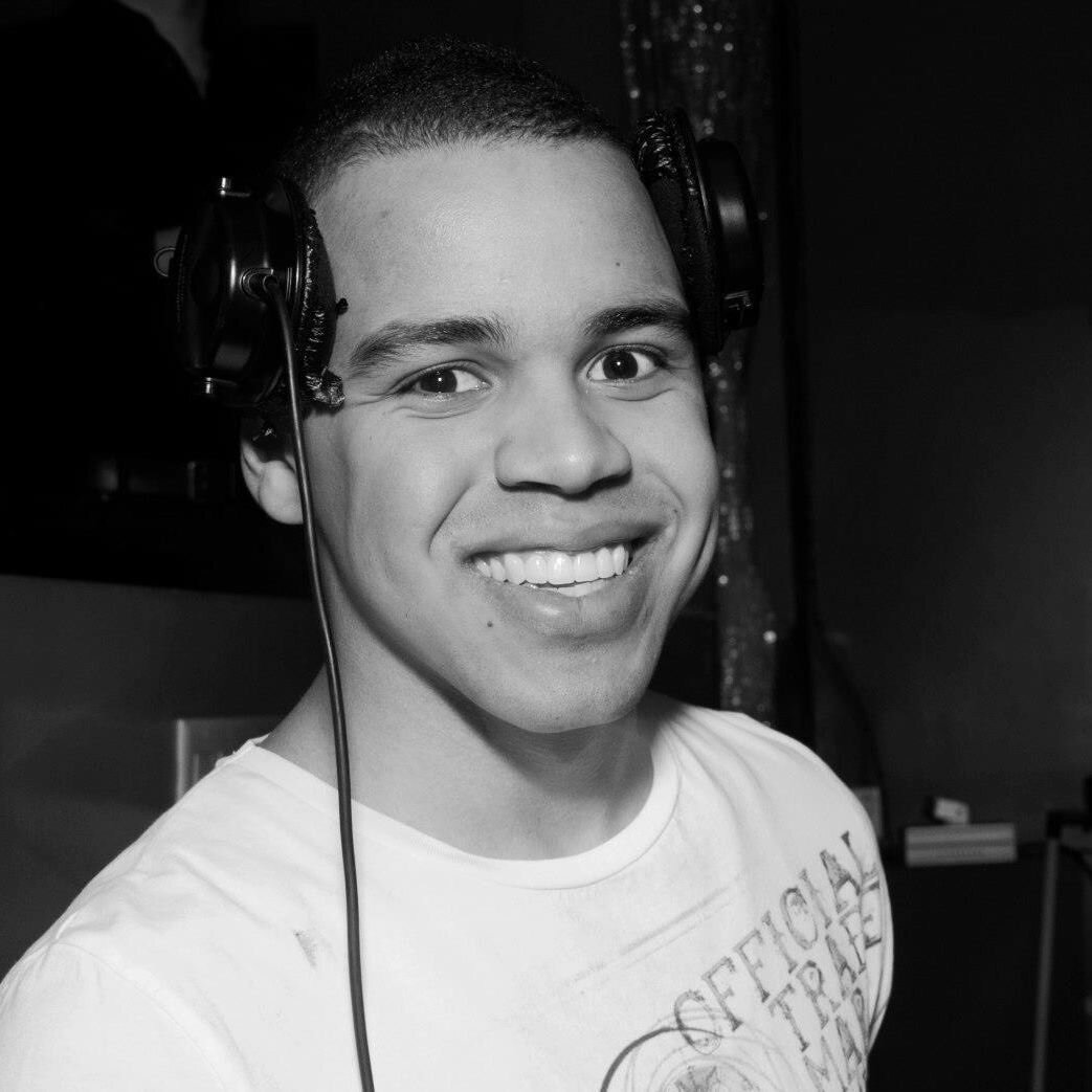 Cyber security nerd who sometimes DJ's