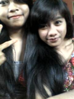 menjadi diri sendiri itu lebih baik {} :)