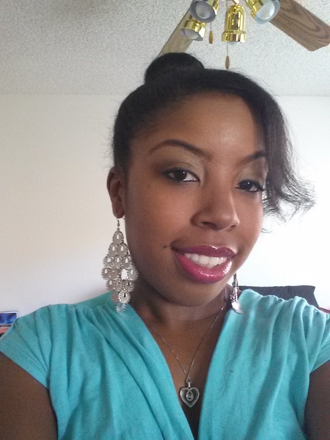 Love my life! Take it or leave it im still.smilin at the end of the day :-)