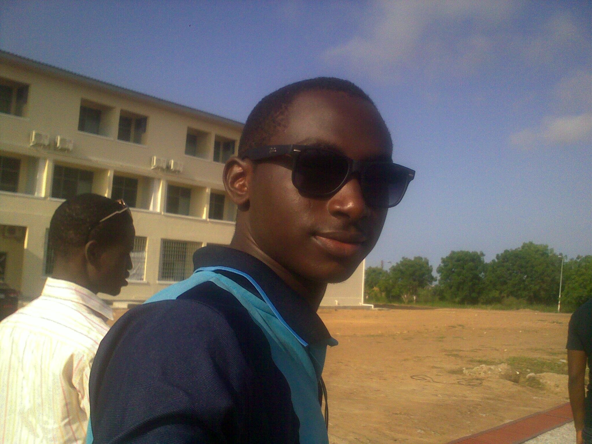 Data Analyst | Communicator | Poet. 

I'm a young, dynamic and articulate Nigerian.