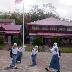 [ Angkatan 14 @SMAN2 plus Sipirok * Ilmu Adm. Niaga/Bisnis @USU ]