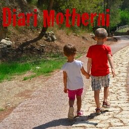 Quotidiana mamma irreversbile,  pedagogista occasionale, blogger per passione (magari di professione!) varie ed eventuali