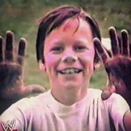 I'm a WWE Fan :))) Cenation Forever 3
Please do follow me, and i'll follow you back :D