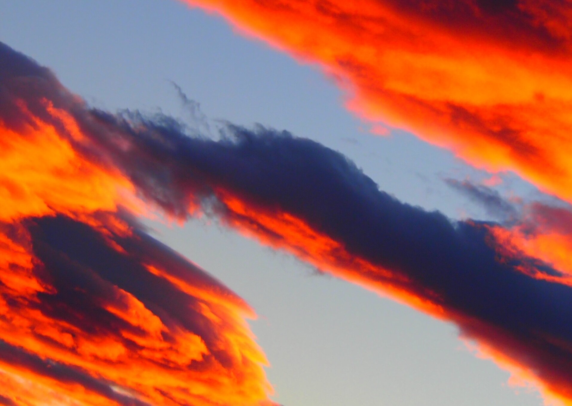 Demain il fera beau, le ciel est aux couleurs de FDG