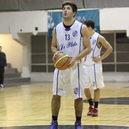 Jugador de basquet en gelp