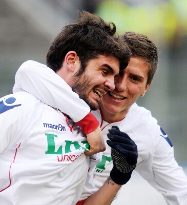 Ragazzo..Curioso e affamato di sapere,mi muovo in rete come una lurker. Sogno nel cassetto: diventare un Calciatore Professionista.
