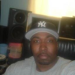 Platinum Grammy Nominated Music Producer(2Pac Dear Mama), Chuck D,Prof. Griff,50 Cent
Writer/Part Time DJ
Vinyl Collector Instagram-moses3242