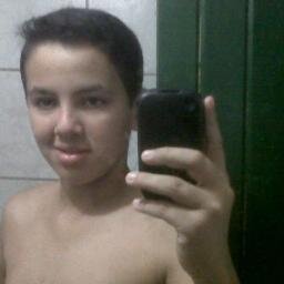 nõo meeu muundo ! ] Flamenguista ,  . Leãoo' | 11 Anos . | 24 Agosto (^) , ' Youu Te Bleser ♪ ,(: ' Nutella , e&& Pra Vc' 3 Bjs ', Na # TGA Pooha  Soolteiroo '
