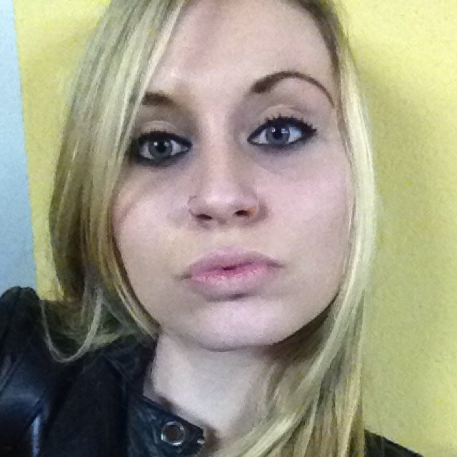 ..E que todo mal que aqui vier se transforme em amor.. porque eu sou isso aí.. 3