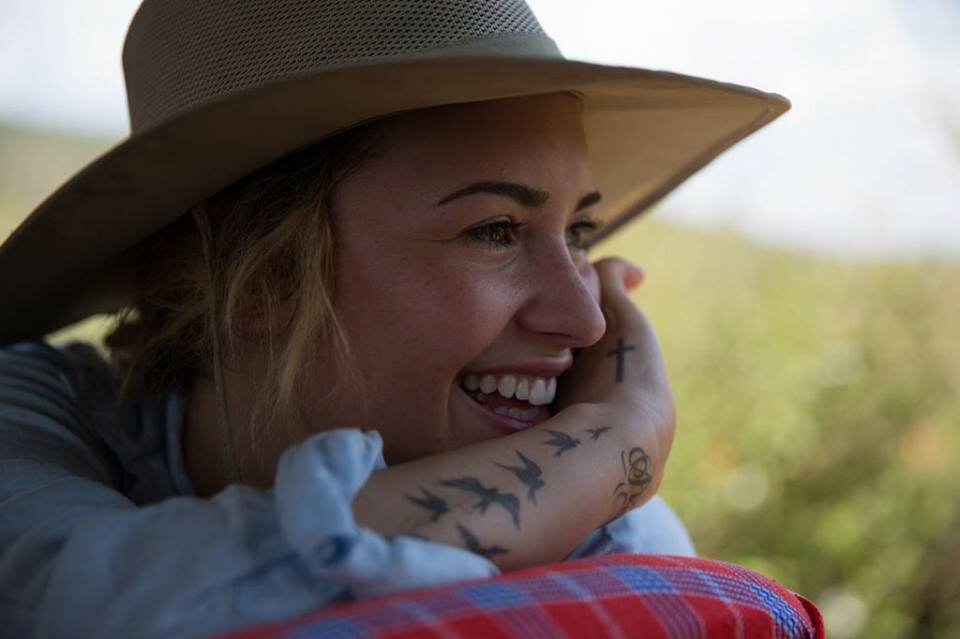 'Music is my boyfriend'                                                                                            @ddlovato